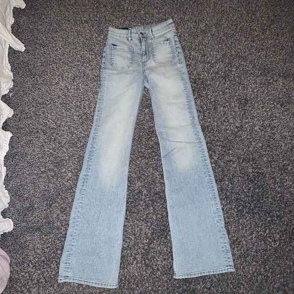 H&M flare jeans - Picture 1 of 4
